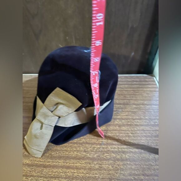 Vintage America Black and Cream Cloche Hat main image 4